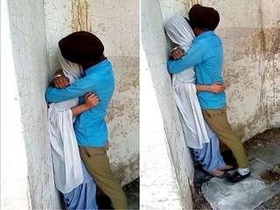 Exclusive Desi Panjabi couple's steamy outdoor kissing session