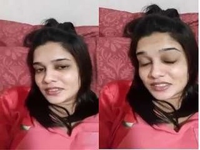 Watch a stunning Indian girl flaunt her wet pussy in an exclusive video