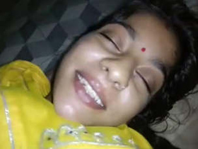 Married Bhabi's stunning nighttime blowjob