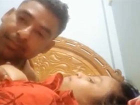 Bangladeshi village wife gives a blowjob on camera