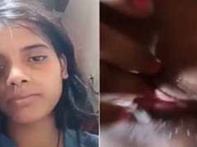 A Desi woman bares it all and pleasures herself without inhibitions