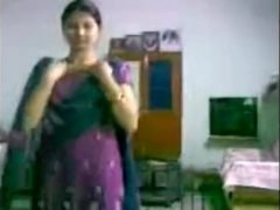 Pakistani sex: Arab boy gets fucked by Indian girl