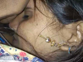 Innocent bhabhi's honest chat with a stranger