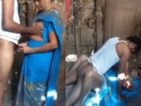 Aunty from the south enjoys outdoor sex for cash