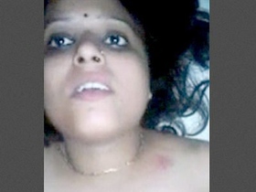 Big-ass village bhabhi takes a cumshot