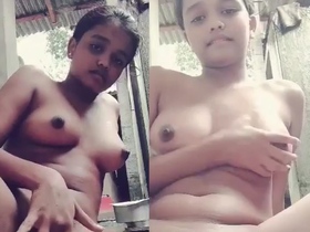 Horny Indian girl gets her pussy fingered in a village
