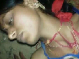 Indian bhabi takes it up the ass in new Huubi video