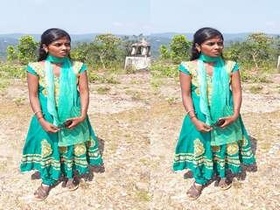 Desi girl gets caught having sex with her boyfriend in public