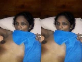 Lustful Sri Lankan wife gives her husband a hard fucking
