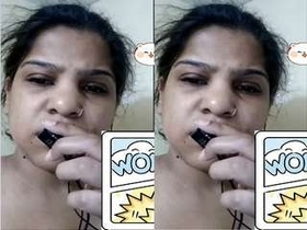 Indian babe reveals her breasts and vagina
