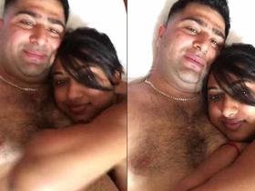 Desi office girl hesitates to perform oral sex on her boss