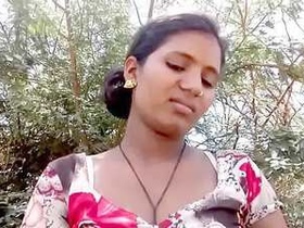 Desi babe gets wild outdoors in public