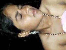 Indian babe gets fucked in the woods for cumshot