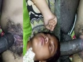 Unseen video of India's unshaven pussy in HD