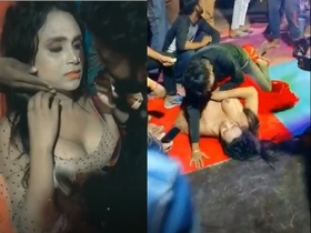 Bihari hottie performs seductive dance in public