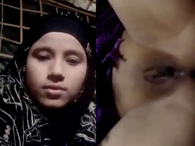 Muslim wife flaunts her gorgeous vagina on camera