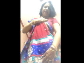 Indian granny flaunts her nude body on camera