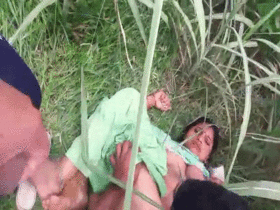 Desi slut gets naughty in the open with guys online