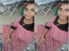 Indian bhabhi flaunts her big boobs and pussy in exclusive video
