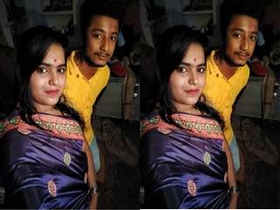 Exclusive video of a sexy Indian girl pleasuring herself with her fingers