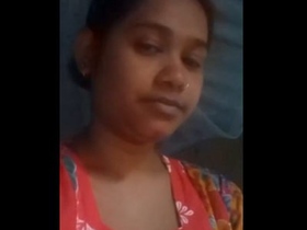 Village bhabi's moist vagina on display