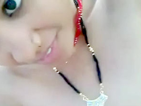 Desi couple enjoys outdoor sex in village
