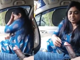 Hot MMC car sex with a Mallu babe