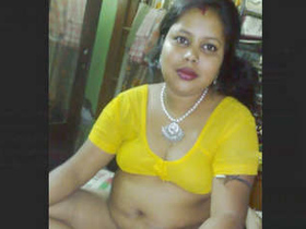 Bangla milk tanker driver shows off in Kolkata