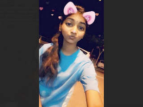 Tamil girl enjoys oral and fingering in sensual video