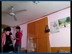 Pakistani girl gets naughty on Hotmoov