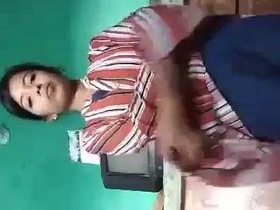 Bangladeshi girl strips completely naked and shows off her body in a solo video