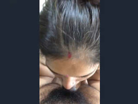 Desi married bhabhi gives a hot blowjob