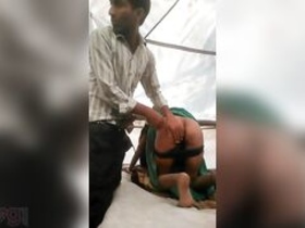 Desi wife gets pounded by a civil engineer in a hot outdoor sex session