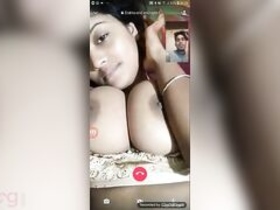 Desi XXX flaunts her big boobs in a video call for naughty fun