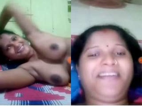 Exclusive video of hot bhabhi flaunting her big boobs