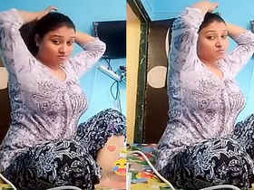 Desi aunt with big breasts gets fucked hard