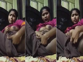 Desi girl's tight pussy gets fingered in village video
