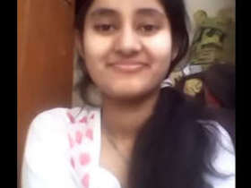 Indian teen girl masturbates and cums on camera