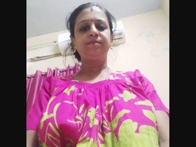 Mallu bhabhi's steamy performance after the Onam festival