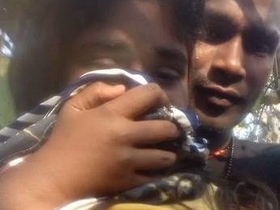 Big boobs and sexy video of desi girl in deshati video