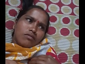 Cute Desi Bhabhi gets naughty and wild