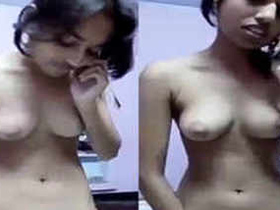 Desi teen's phone sex with boyfriend leads to solo masturbation