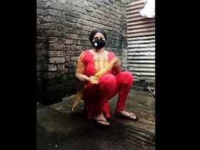 Teenage Bangladeshi Akha girl in sexy dress bathes in the shower