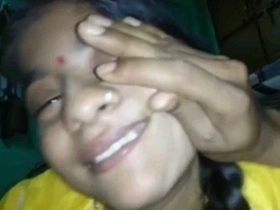 Rajsthani Bhabiji's amazing oral skills in a MMS video