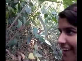 Bhojpuri babe gives a mind-blowing blowjob in the jungle