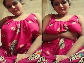 Boudi's nude babe show and cock sucking