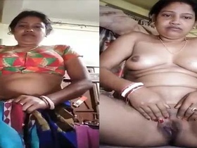 Bangla village wife strips down to sari and big boobs