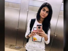 Enjoy watching a gorgeous Desi teen Renu indulge in safe sex