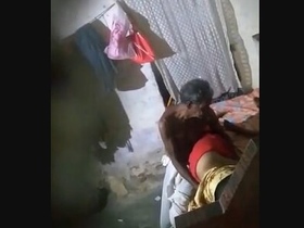 Horny Indian bhabhi gets her tight pussy stretched by her well-endowed lover