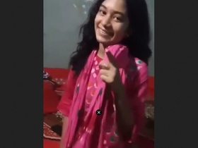 Desi bhabi's webcam session in hotel room